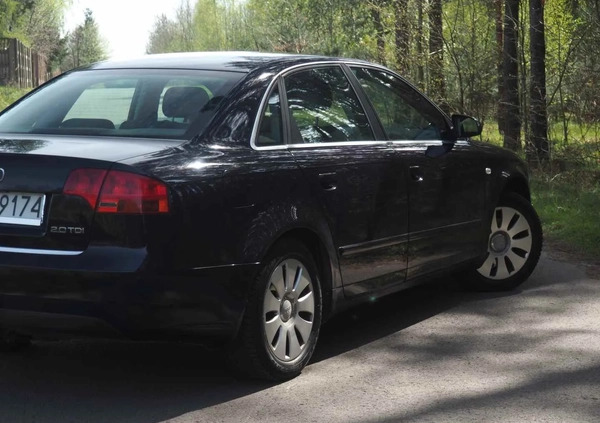 Audi A4 cena 13900 przebieg: 354300, rok produkcji 2005 z Krapkowice małe 667